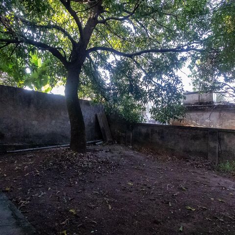 Casa à venda com 101m², 3 quartos e 2 vagas Casa à venda com 101m², 3 quartos e 2 vagasQuintal