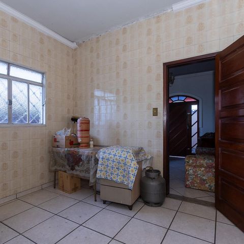 Casa à venda com 101m², 3 quartos e 2 vagas Casa à venda com 101m², 3 quartos e 2 vagasCopa