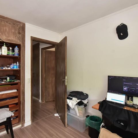 Casa à venda com 300m², 4 quartos e 5 vagas Casa à venda com 300m², 4 quartos e 5 vagasQuarto 2