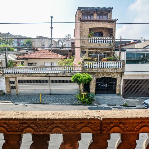 Casa para alugar com 200m², 3 quartos e 2 vagasQuarto Suíte