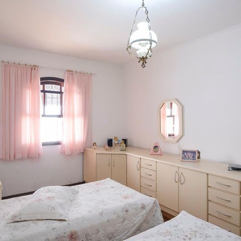 Casa à venda com 453m², 4 quartos e 3 vagasQuarto 1