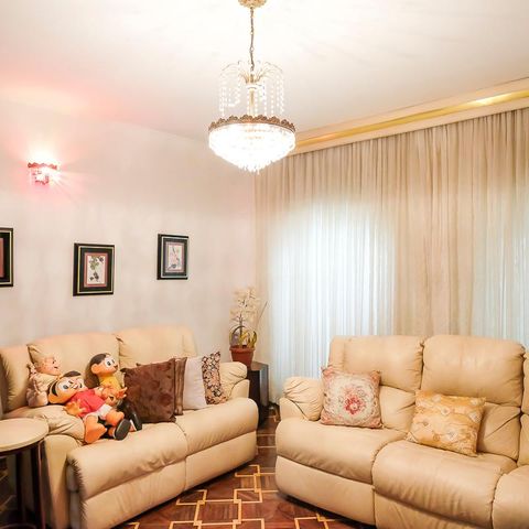 Casa à venda com 453m², 4 quartos e 3 vagasSala 2