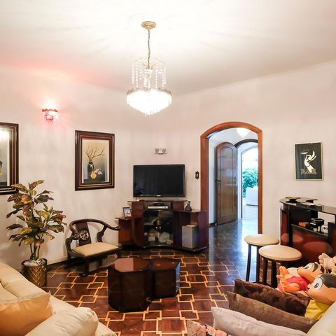 Casa à venda com 453m², 4 quartos e 3 vagasSala 2