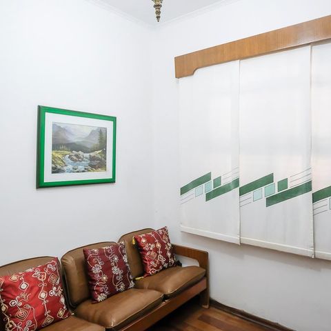 Casa à venda com 453m², 4 quartos e 3 vagasEscritório