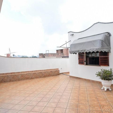Casa à venda com 453m², 4 quartos e 3 vagasQuintal