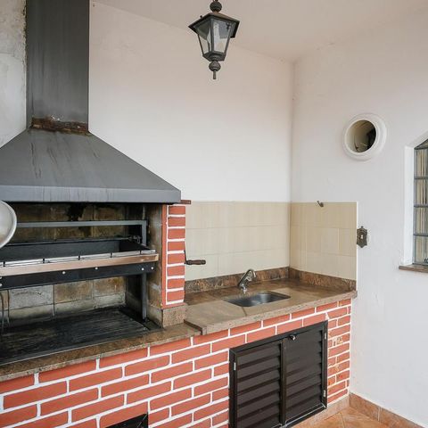 Casa à venda com 453m², 4 quartos e 3 vagasQuintal