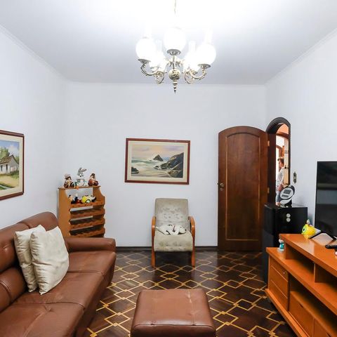 Casa à venda com 453m², 4 quartos e 3 vagasSala 1
