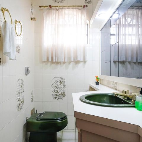 Casa à venda com 453m², 4 quartos e 3 vagasLavabo