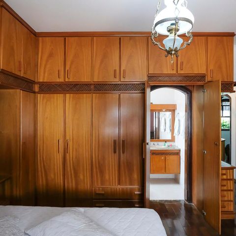 Casa à venda com 453m², 4 quartos e 3 vagasSuíte
