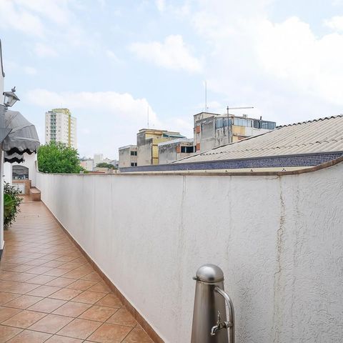 Casa à venda com 453m², 4 quartos e 3 vagasCorredor