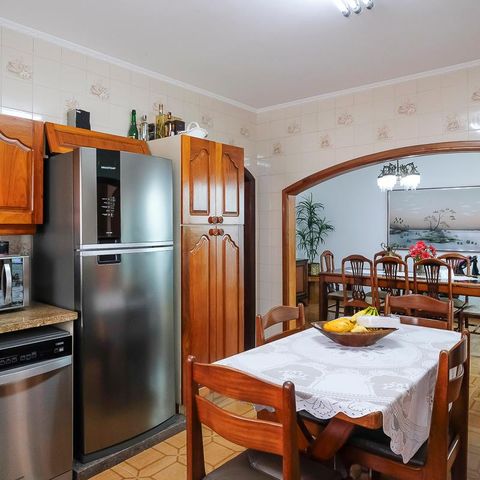 Casa à venda com 453m², 4 quartos e 3 vagasCozinha