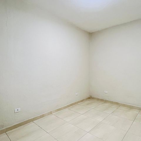 Casa à venda com 83m², 3 quartos e sem vaga Casa à venda com 83m², 3 quartos e sem vagaQuarto 1