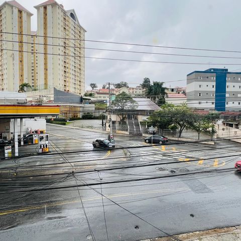 Casa à venda com 83m², 3 quartos e sem vaga Casa à venda com 83m², 3 quartos e sem vagaVista do Quarto 1