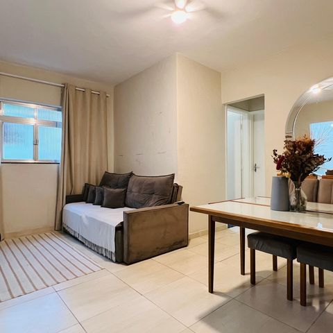 Casa à venda com 83m², 3 quartos e sem vaga Casa à venda com 83m², 3 quartos e sem vagaSala