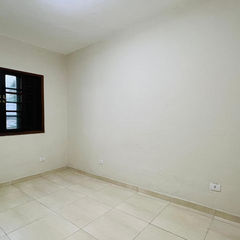 Casa à venda com 83m², 3 quartos e sem vaga Casa à venda com 83m², 3 quartos e sem vagaQuarto 1