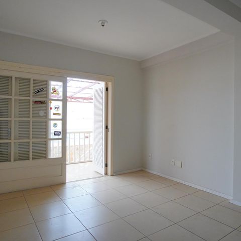 Casa à venda com 288m², 4 quartos e 3 vagasQuarto 2