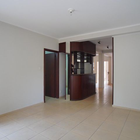 Casa à venda com 288m², 4 quartos e 3 vagasSala