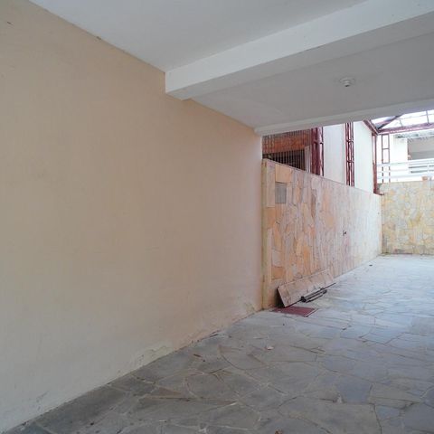 Casa à venda com 288m², 4 quartos e 3 vagasGaragem