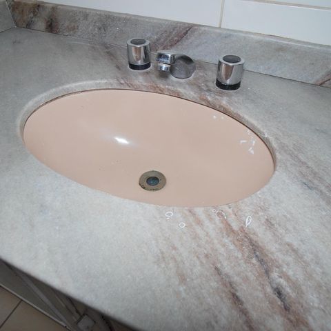 Casa à venda com 288m², 4 quartos e 3 vagasBanheiro Social