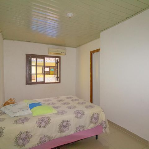 Casa à venda com 100m², 2 quartos e 1 vaga Casa à venda com 100m², 2 quartos e 1 vagaQuarto 1/Suíte