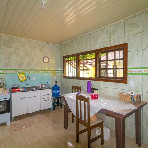 Casa à venda com 100m², 2 quartos e 1 vaga Casa à venda com 100m², 2 quartos e 1 vagaCozinha