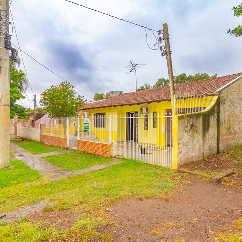 Casa à venda com 100m², 2 quartos e 1 vaga Casa à venda com 100m², 2 quartos e 1 vagaFachada/Vista da Rua