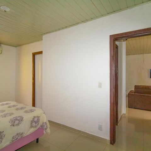 Casa à venda com 100m², 2 quartos e 1 vaga Casa à venda com 100m², 2 quartos e 1 vagaQuarto 1/Suíte