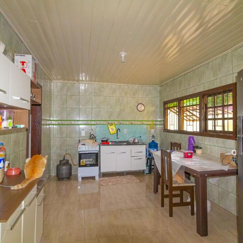 Casa à venda com 100m², 2 quartos e 1 vaga Casa à venda com 100m², 2 quartos e 1 vagaCozinha