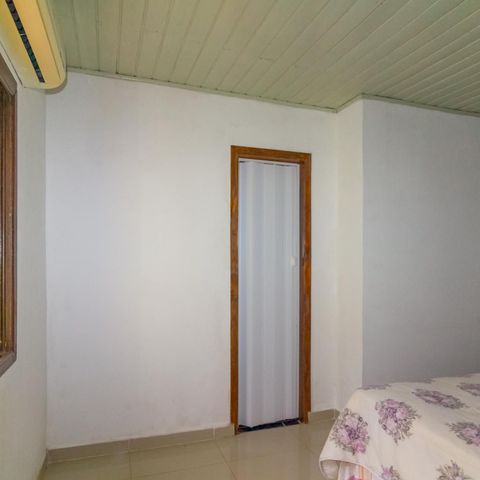 Casa à venda com 100m², 2 quartos e 1 vaga Casa à venda com 100m², 2 quartos e 1 vagaQuarto 1/Suíte
