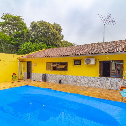 Casa à venda com 100m², 2 quartos e 1 vaga Casa à venda com 100m², 2 quartos e 1 vagaPiscina