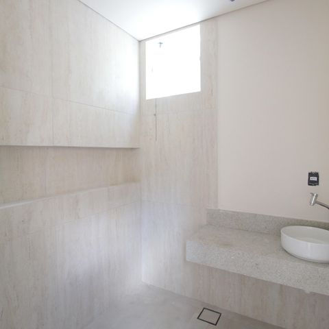 Casa à venda com 130m², 3 quartos e 3 vagasBanheiro da Suite