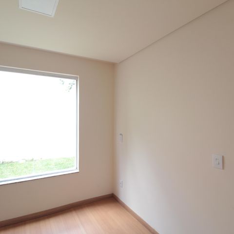 Casa à venda com 130m², 3 quartos e 3 vagasSemi-Suíte 1