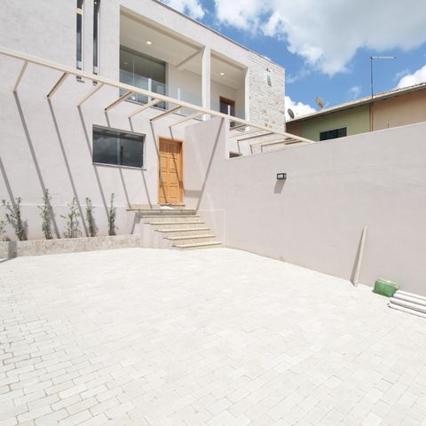 Casa à venda com 130m², 3 quartos e 3 vagasGaragem