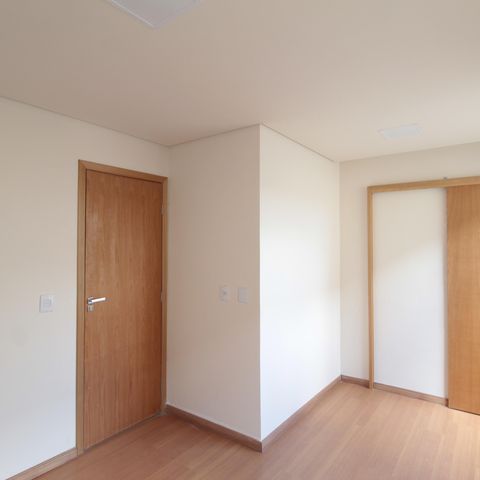 Casa à venda com 130m², 3 quartos e 3 vagasSuite