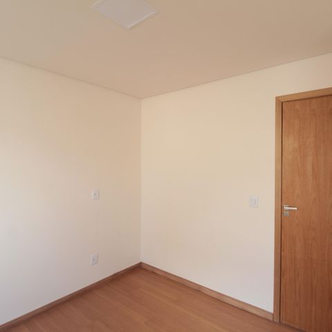 Casa à venda com 130m², 3 quartos e 3 vagasSuite