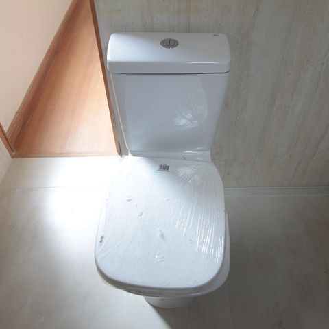 Casa à venda com 130m², 3 quartos e 3 vagasBanheiro da Suite