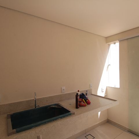 Casa à venda com 130m², 3 quartos e 3 vagasÁrea de Serviço