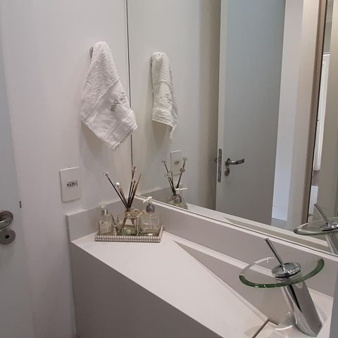 Apartamento para alugar com 150m², 3 quartos e 3 vagas Apartamento para alugar com 150m², 3 quartos e 3 vagasLavabo