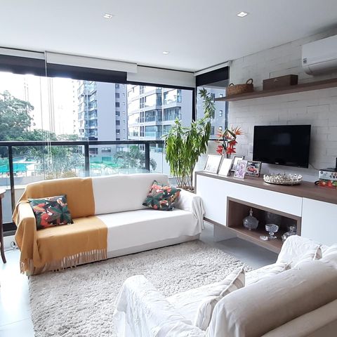 Apartamento para alugar com 150m², 3 quartos e 3 vagas Apartamento para alugar com 150m², 3 quartos e 3 vagasSala de TV e Sacada