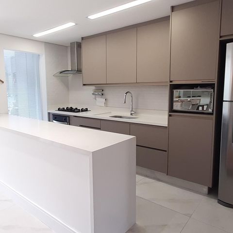 Apartamento para alugar com 150m², 3 quartos e 3 vagas Apartamento para alugar com 150m², 3 quartos e 3 vagasCozinha