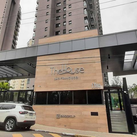Apartamento para alugar com 150m², 3 quartos e 3 vagas Apartamento para alugar com 150m², 3 quartos e 3 vagasFachada do Condomínio