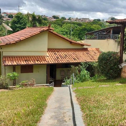 Casa à venda com 504m², 4 quartos e 1 vaga