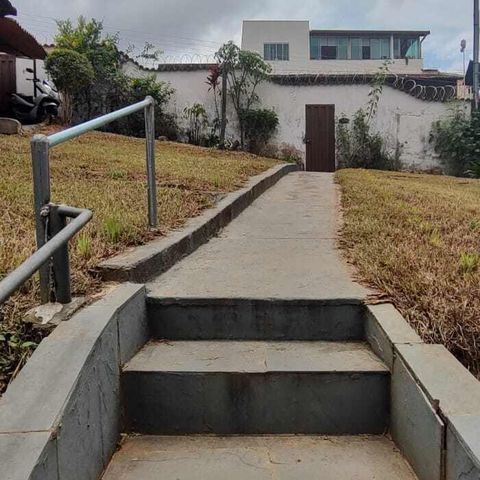 Casa à venda com 504m², 4 quartos e 1 vaga