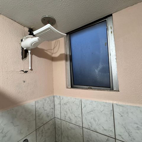Apartamento à venda com 58m², 2 quartos e 1 vaga Apartamento à venda com 58m², 2 quartos e 1 vagaBanheiro Social