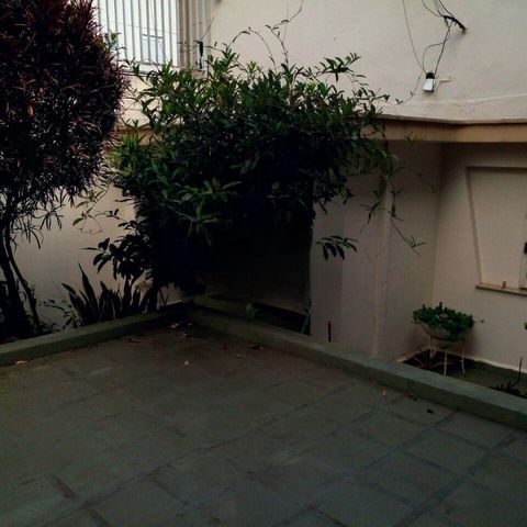 Casa à venda com 180m², 3 quartos e 2 vagas