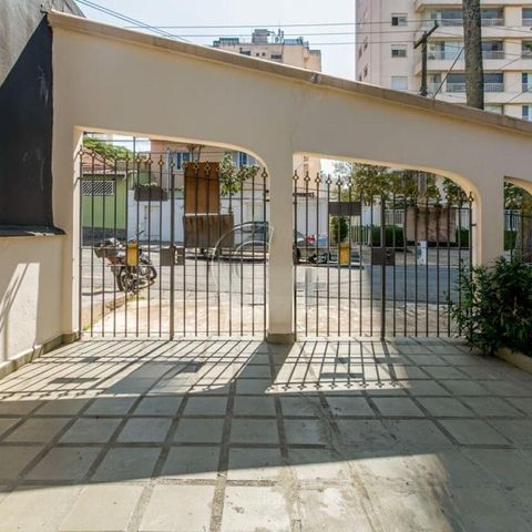 Casa à venda com 180m², 3 quartos e 2 vagas