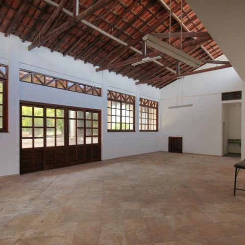 Casa à venda com 800m², 5 quartos e 10 vagasGalpão
