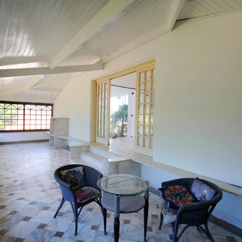 Casa à venda com 800m², 5 quartos e 10 vagasVaranda da Sala