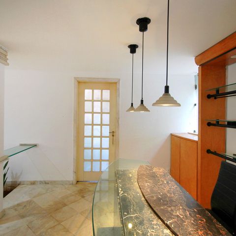 Casa à venda com 800m², 5 quartos e 10 vagasCopa
