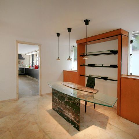 Casa à venda com 800m², 5 quartos e 10 vagasCopa